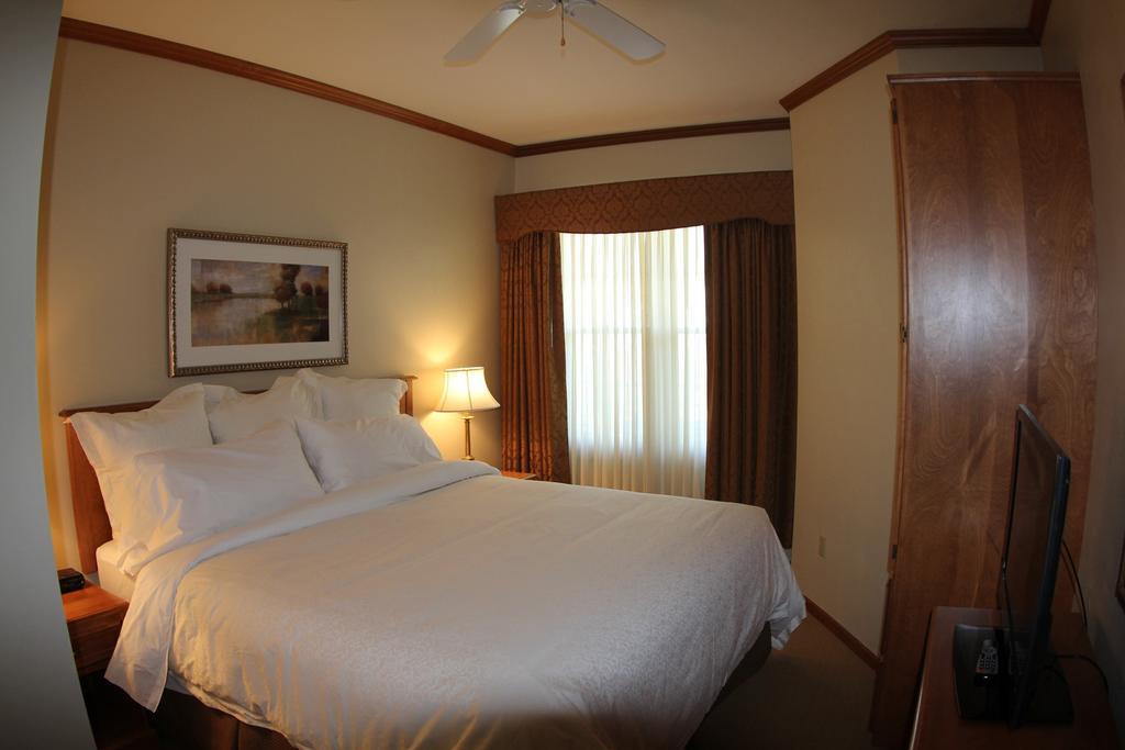 Osthoff Resort Elkhart Lake Room photo